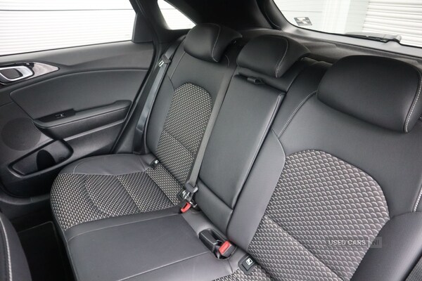 Used Kia Ceed 2025 for sale - 76474187: Photo 14