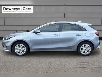 Used Kia Ceed 2025 for sale - 78689835: Photo