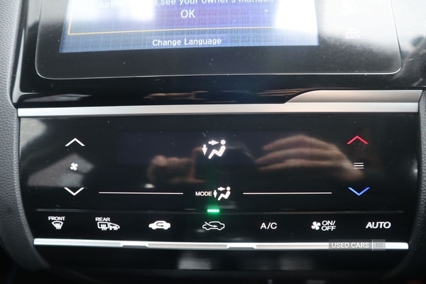 Used Honda Jazz 2016 for sale - 76500376: Photo 18