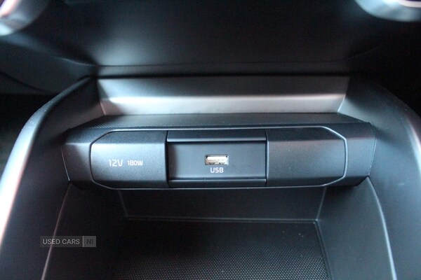 Used Kia Stonic 2022 for sale - 76743894: Photo 22
