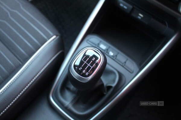 Used Kia Stonic 2022 for sale - 76743894: Photo 23