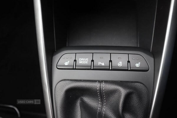 Used Kia Stonic 2023 for sale - 76202046: Photo 20