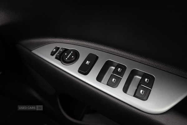 Used Kia Stonic 2023 for sale - 76202046: Photo 24
