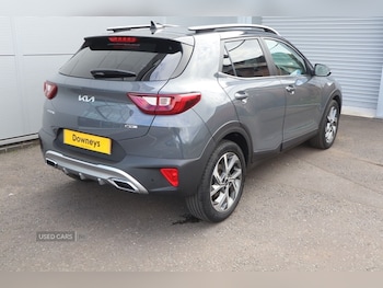 Used Kia Stonic 2023 for sale - 76202046: Photo 2