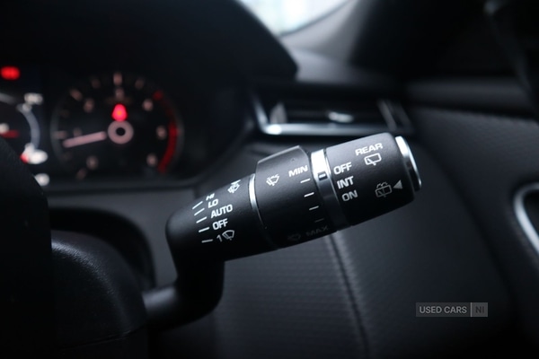 Used Land Rover Range Rover Velar 2019 for sale - 76927365: Photo 16