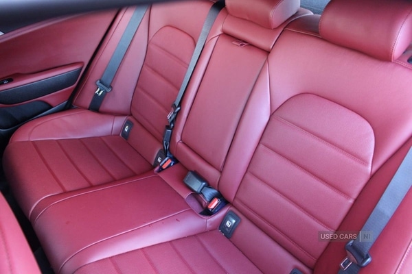 Used Kia Stinger 2019 for sale - 76927368: Photo 6