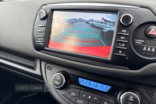 Used Toyota Yaris 2017 for sale - 77684741: Photo 18