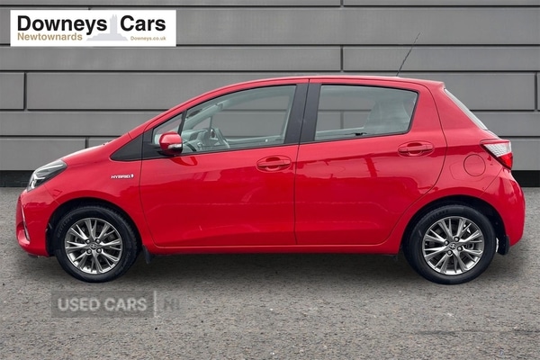 Used Toyota Yaris 2017 for sale - 77684741: Photo 2