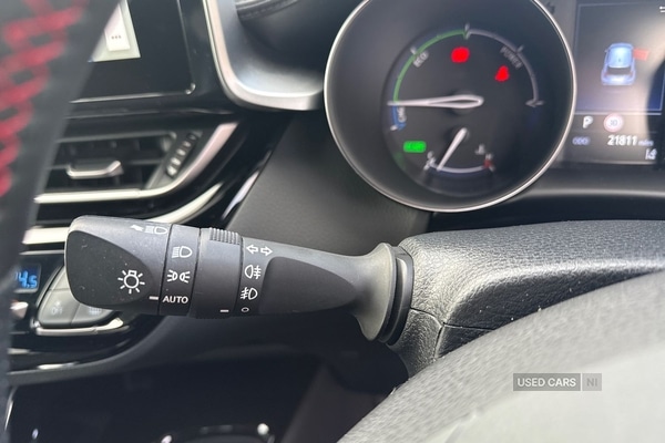 Used Toyota C-HR 2023 for sale - 77840213: Photo 13