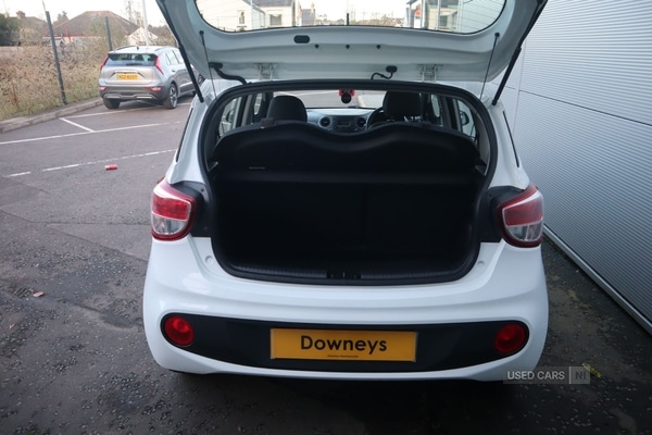 Used Hyundai i10 2018 for sale - 76593253: Photo 10