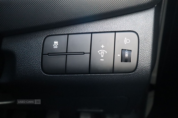 Used Hyundai i10 2018 for sale - 76593253: Photo 18