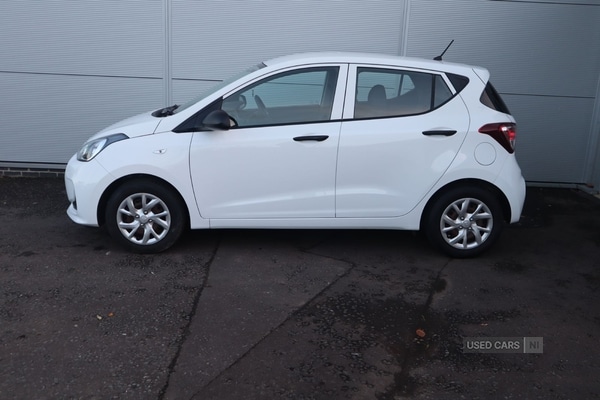 Used Hyundai i10 2018 for sale - 76593253: Photo 3