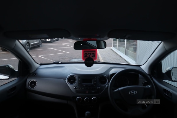 Used Hyundai i10 2018 for sale - 76593253: Photo 9