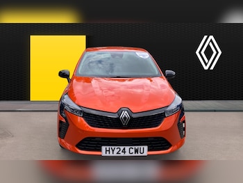 Used Renault Clio 2024 for sale - 78739406: Photo