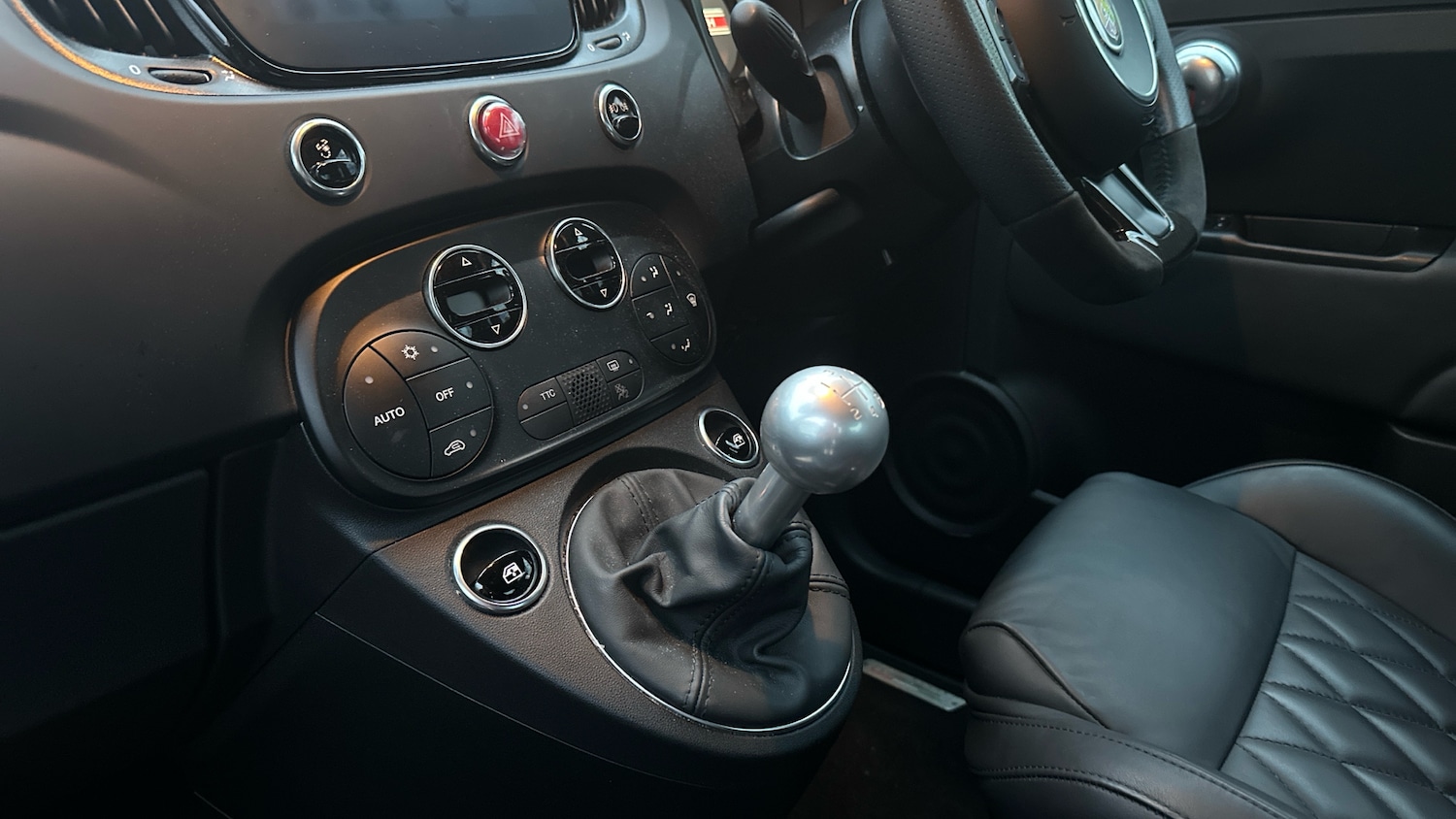 Used Abarth 695 2023 for sale - 77690617: Photo 13