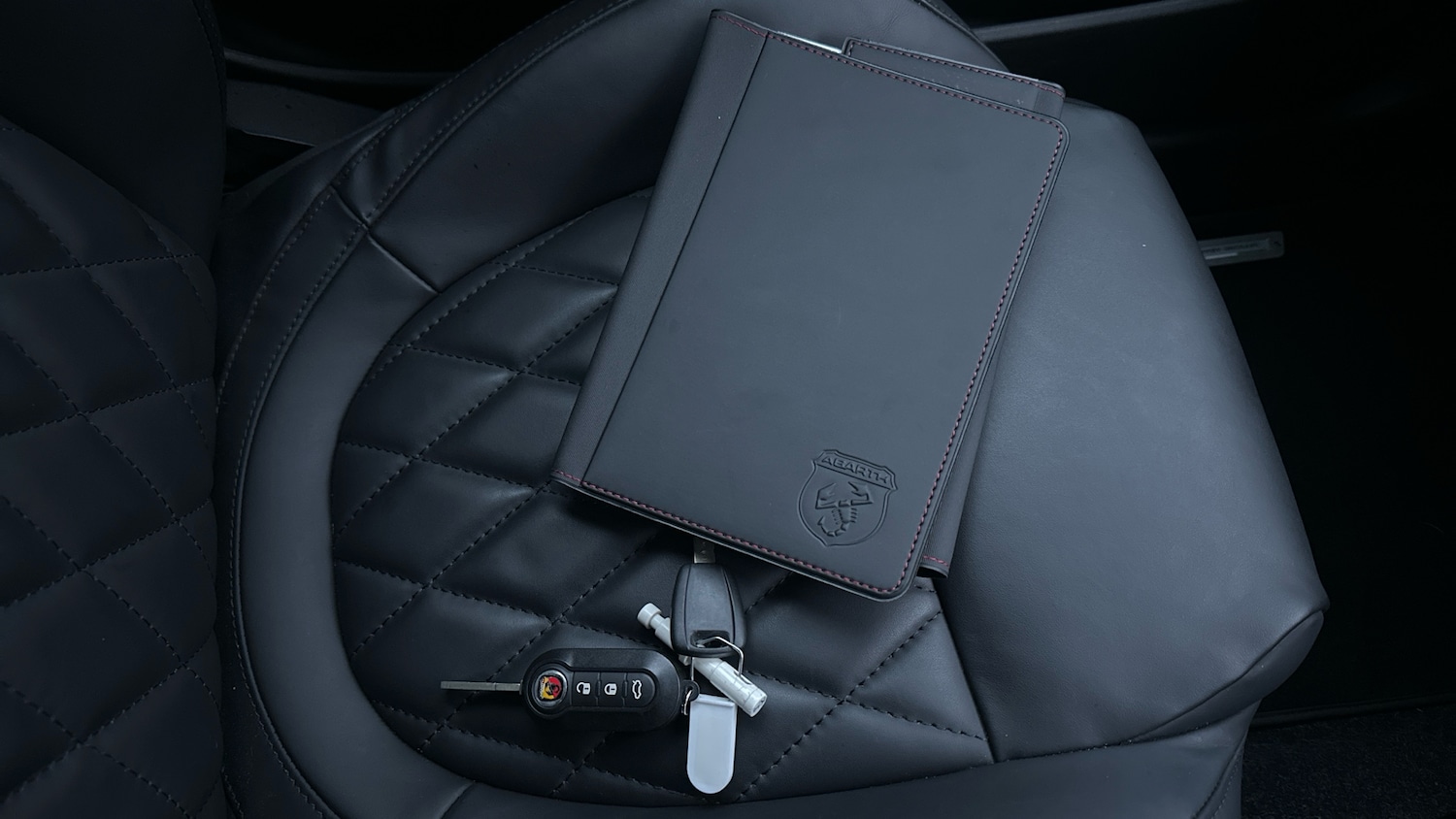 Used Abarth 695 2023 for sale - 77690617: Photo 19