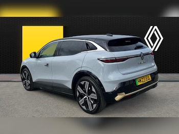 Used Renault Megane E Tech 2023 for sale - 78423232: Photo