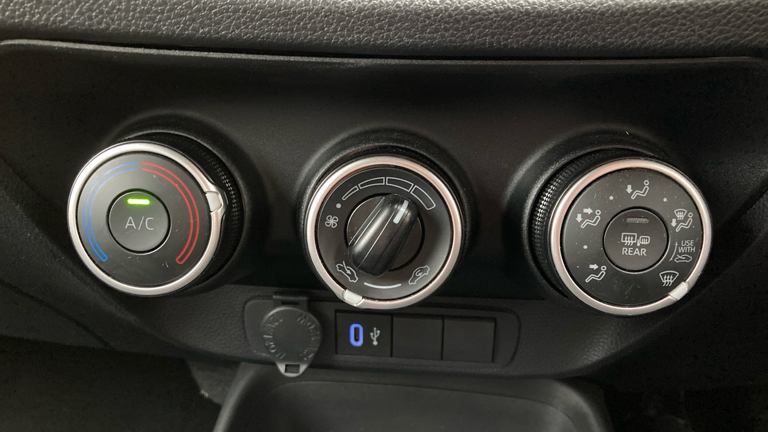 Used Toyota Aygo X 2024 for sale - 78111926: Photo 44