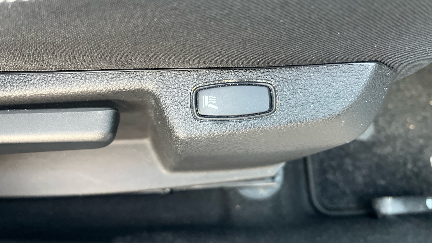 Used Dacia Duster 2023 for sale - 76969662: Photo 32