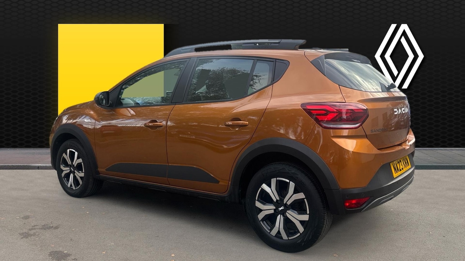 Used Dacia Sandero Stepway 2023 for sale - 76324473: Photo 2