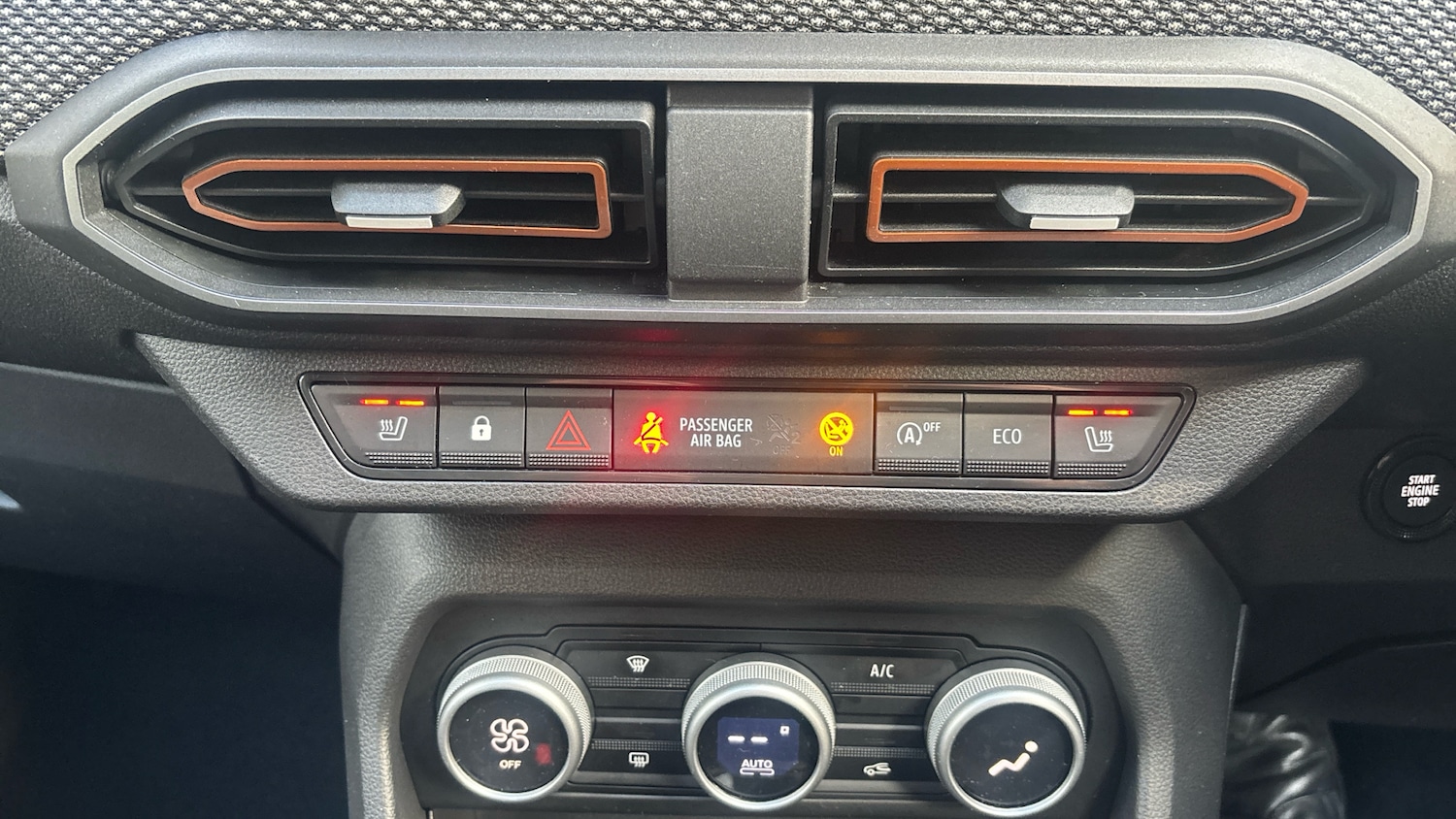 Used Dacia Sandero Stepway 2023 for sale - 76324473: Photo 25