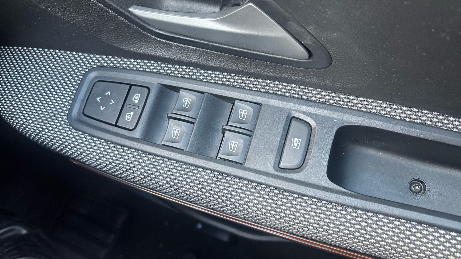 Used Dacia Sandero Stepway 2023 for sale - 76324473: Photo 28