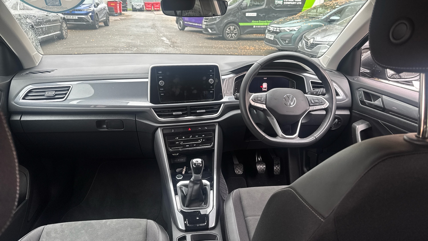 Used Volkswagen T-Roc 2023 for sale - 76531343: Photo 10