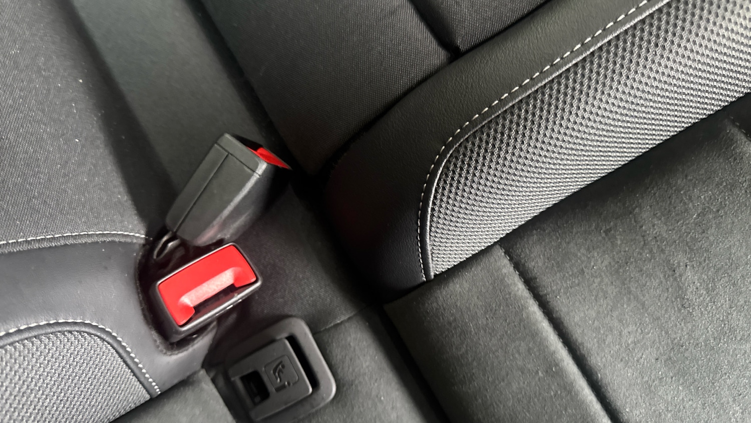 Used Volkswagen T-Roc 2023 for sale - 76531343: Photo 17