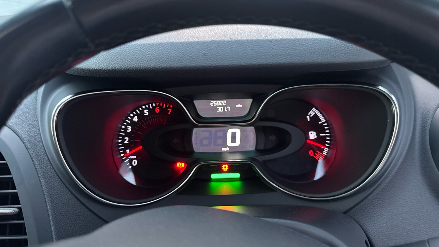 Used Renault Captur 2018 for sale - 76554879: Photo 18