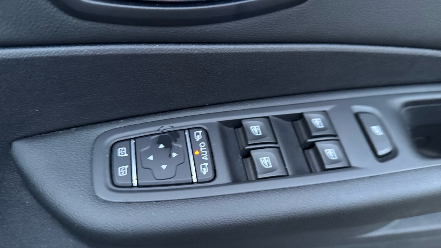 Used Renault Captur 2018 for sale - 76554879: Photo 22