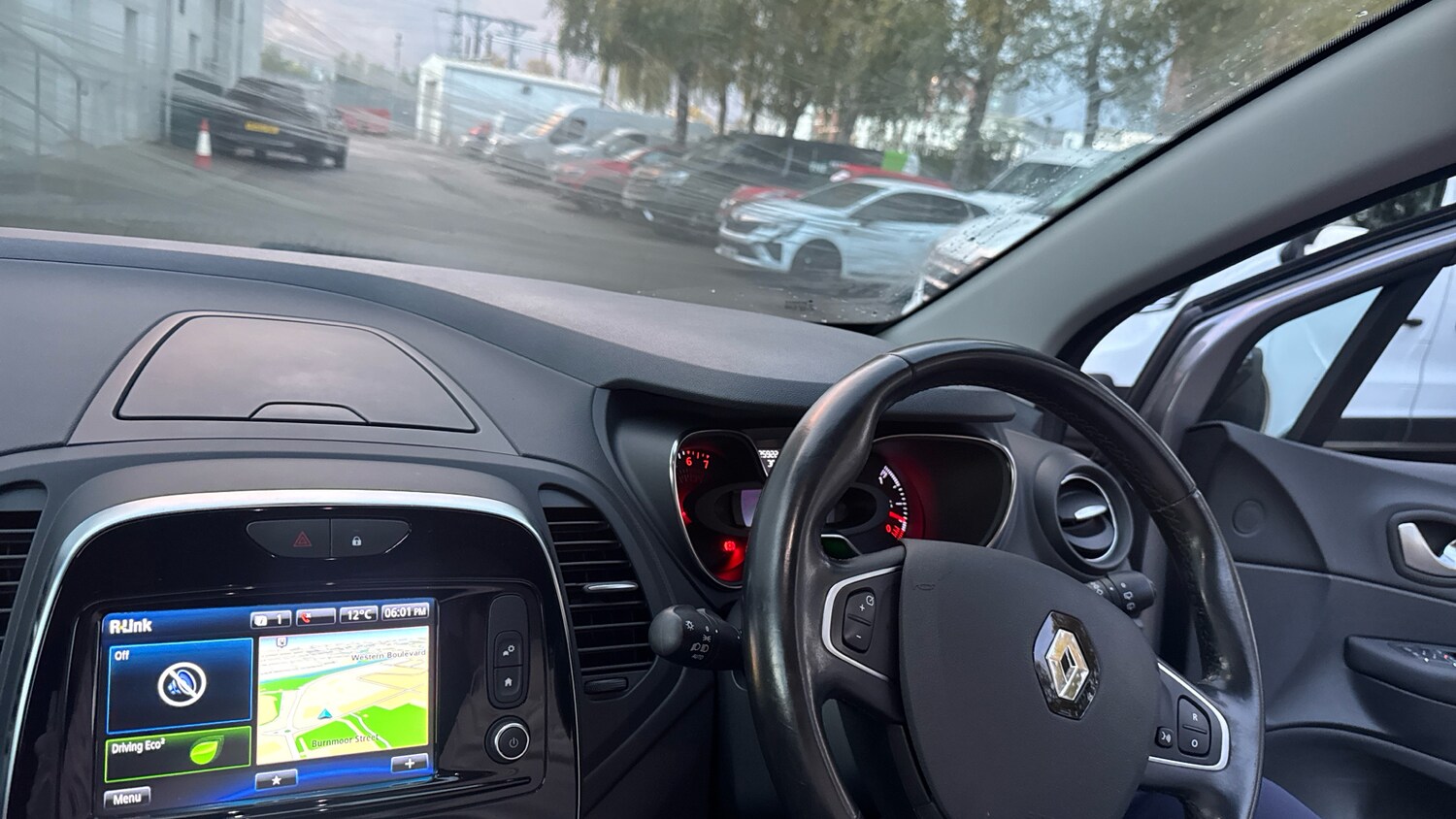 Used Renault Captur 2018 for sale - 76554879: Photo 9