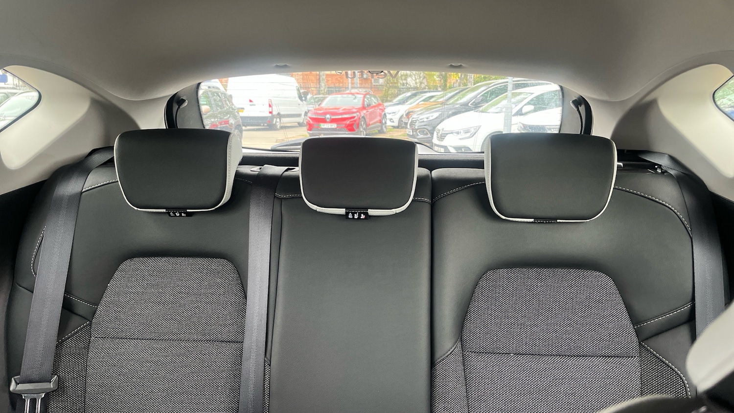 Used Renault Captur 2023 for sale - 78190087: Photo 15