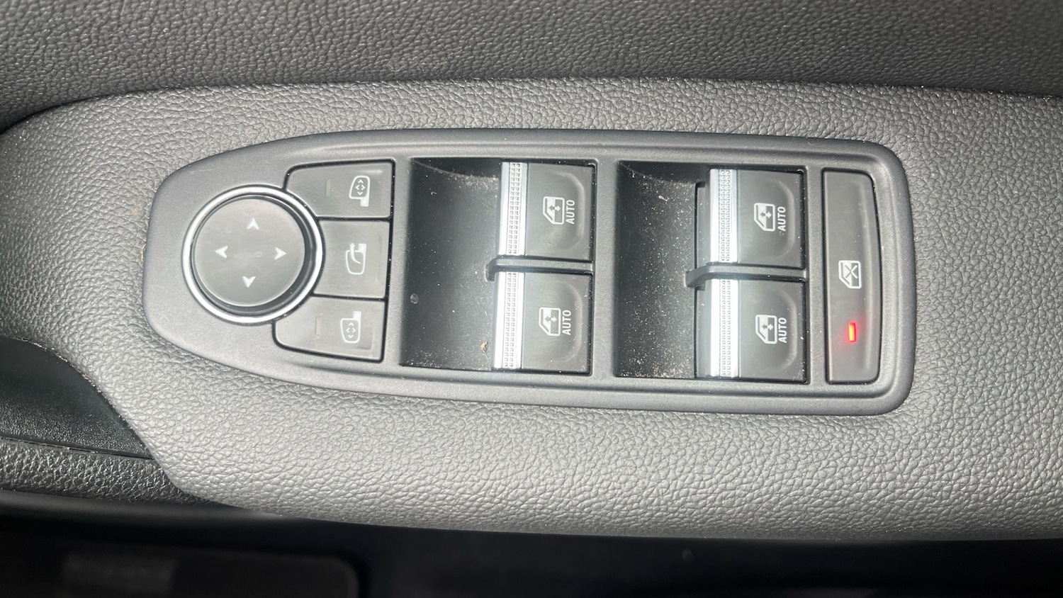 Used Renault Captur 2023 for sale - 78190087: Photo 36