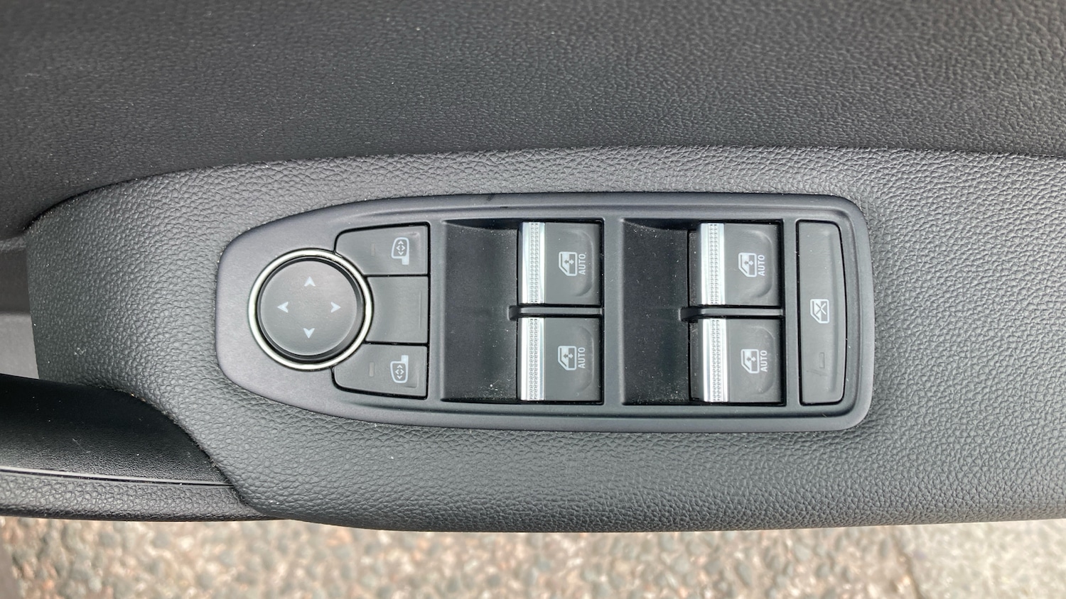 Used Renault Captur 2022 for sale - 78177417: Photo 31