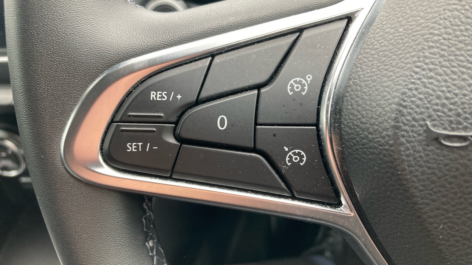 Used Renault Captur 2022 for sale - 78177417: Photo 35