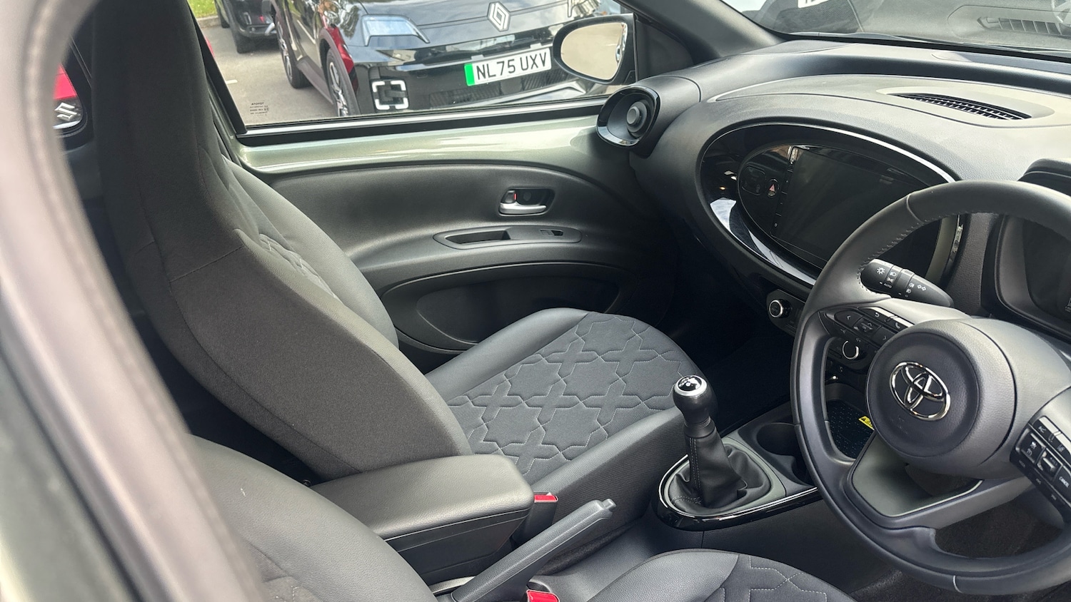 Used Toyota Aygo X 2022 for sale - 76329540: Photo 14