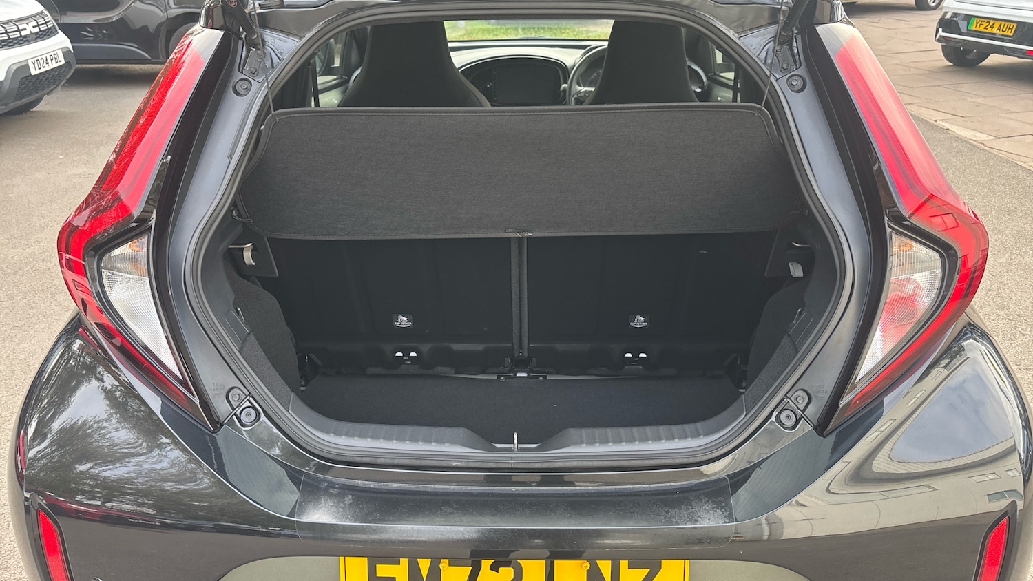Used Toyota Aygo X 2022 for sale - 76329540: Photo 4