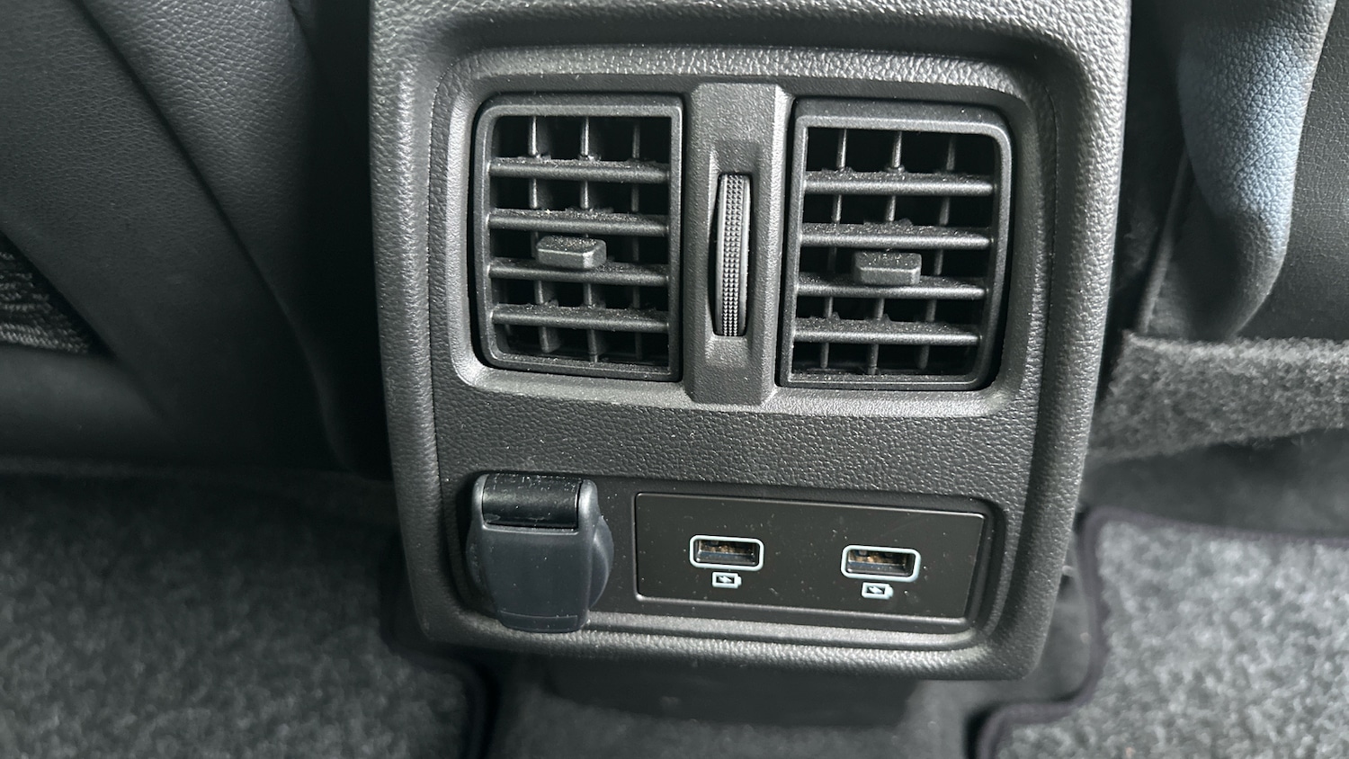 Used Renault Captur 2024 for sale - 77732301: Photo 39