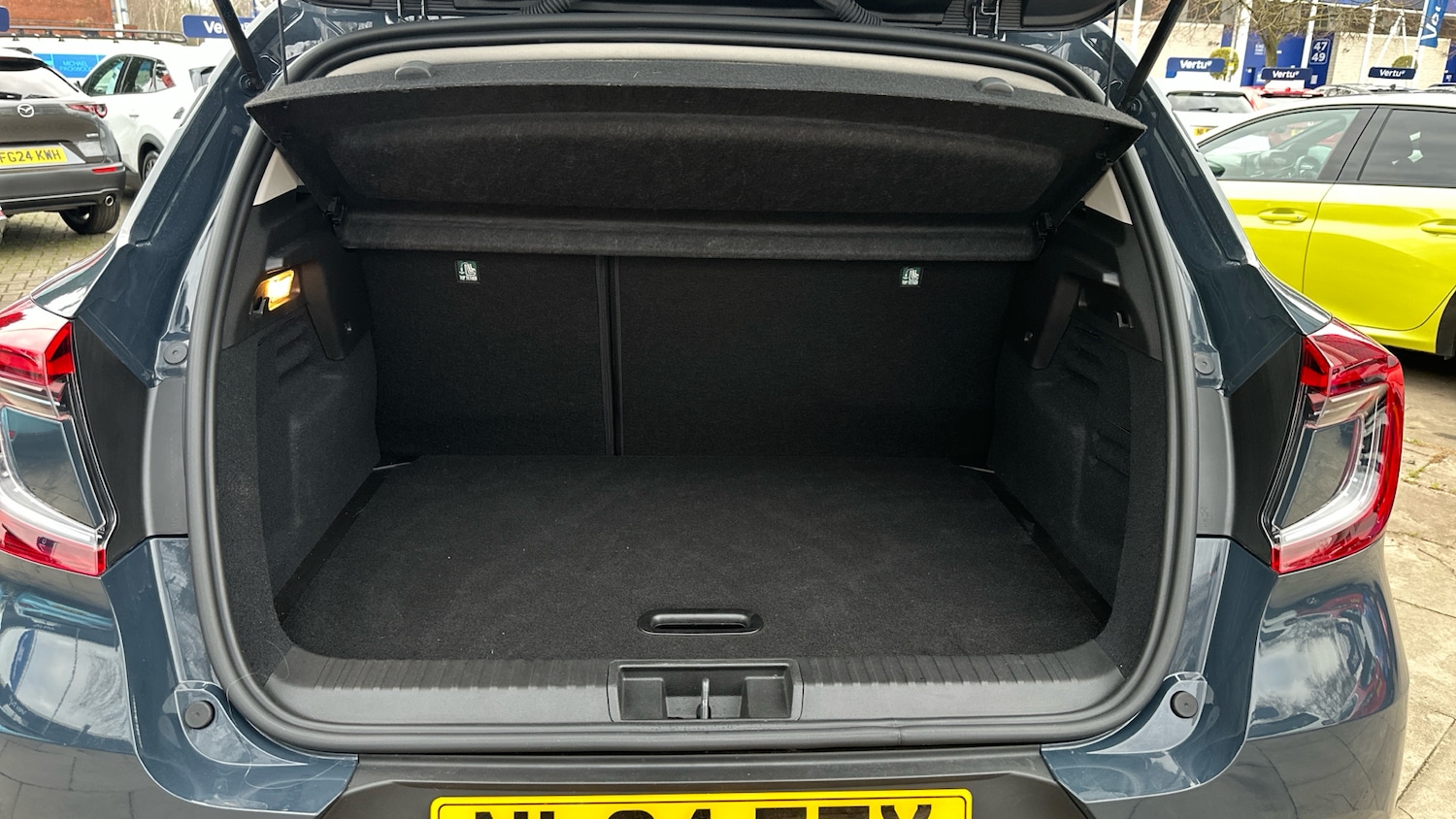 Used Renault Captur 2024 for sale - 77732301: Photo 4