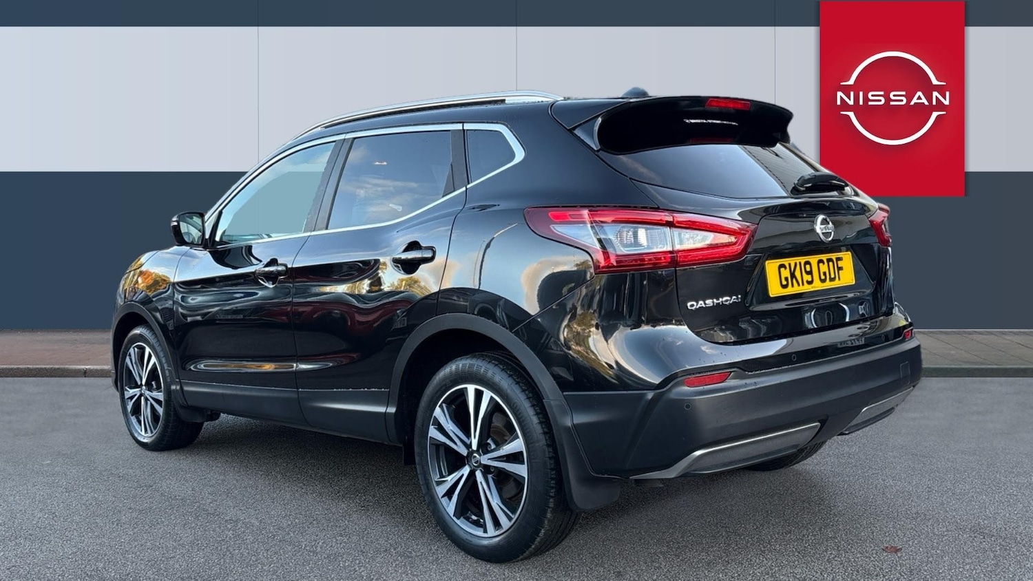 Used Nissan Qashqai 2019 for sale - 76526037: Photo 2