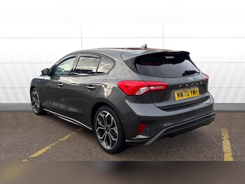 Used Ford Focus 2020 for sale - 77107474: Photo