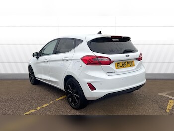 Used Ford Fiesta 2018 for sale - 77505602: Photo