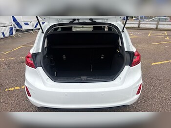 Used Ford Fiesta 2018 for sale - 77505602: Photo