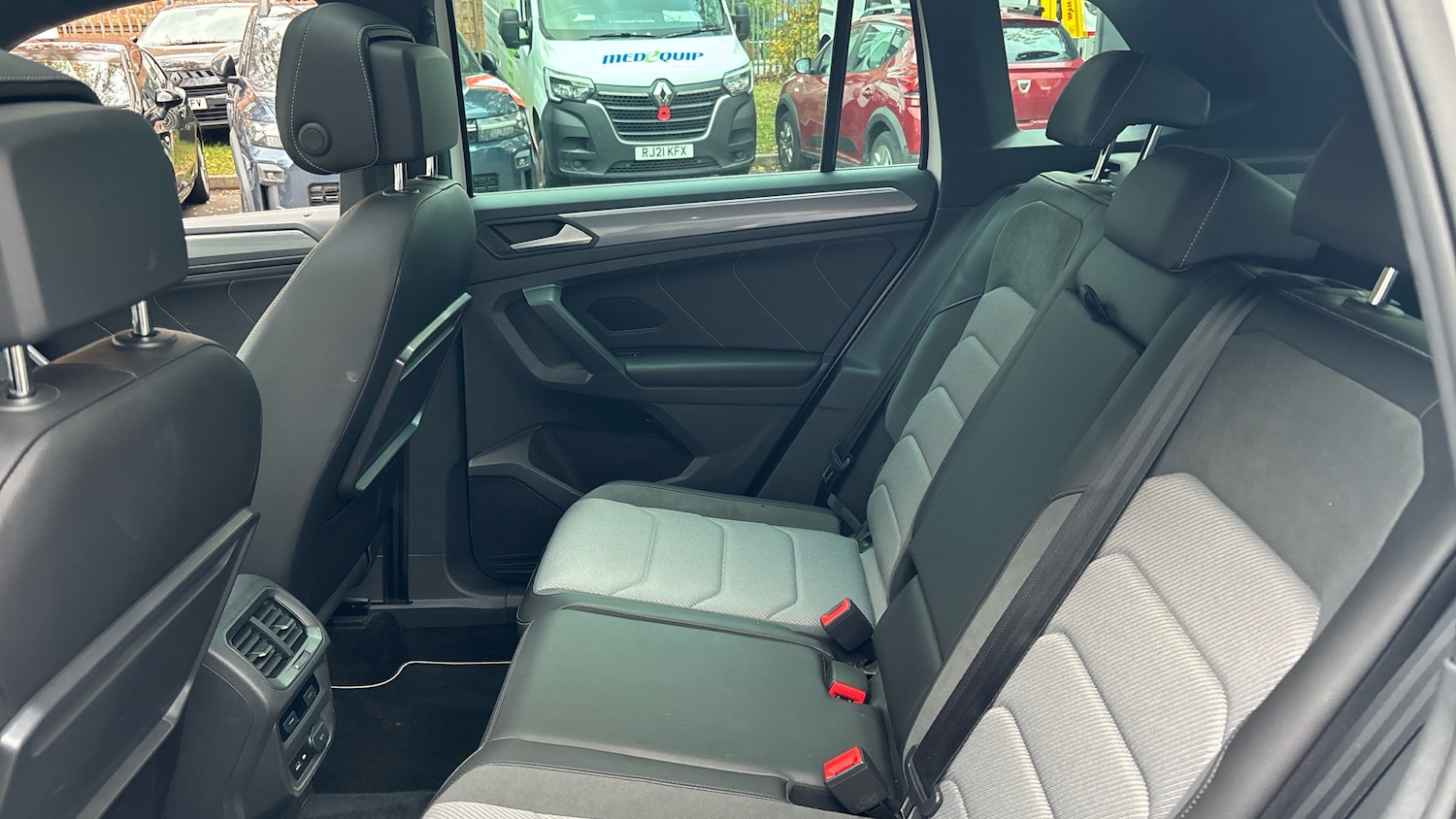 Used Volkswagen Tiguan 2019 for sale - 76531311: Photo 25