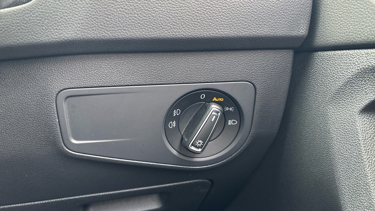 Used Volkswagen Tiguan 2019 for sale - 76531311: Photo 28