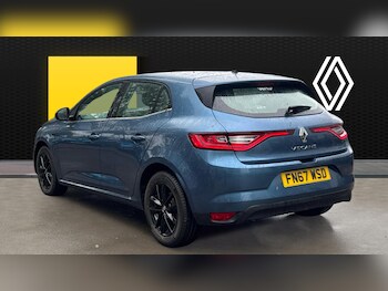 Used Renault Megane 2017 for sale - 78323556: Photo