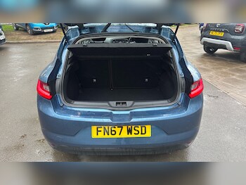 Used Renault Megane 2017 for sale - 78323556: Photo