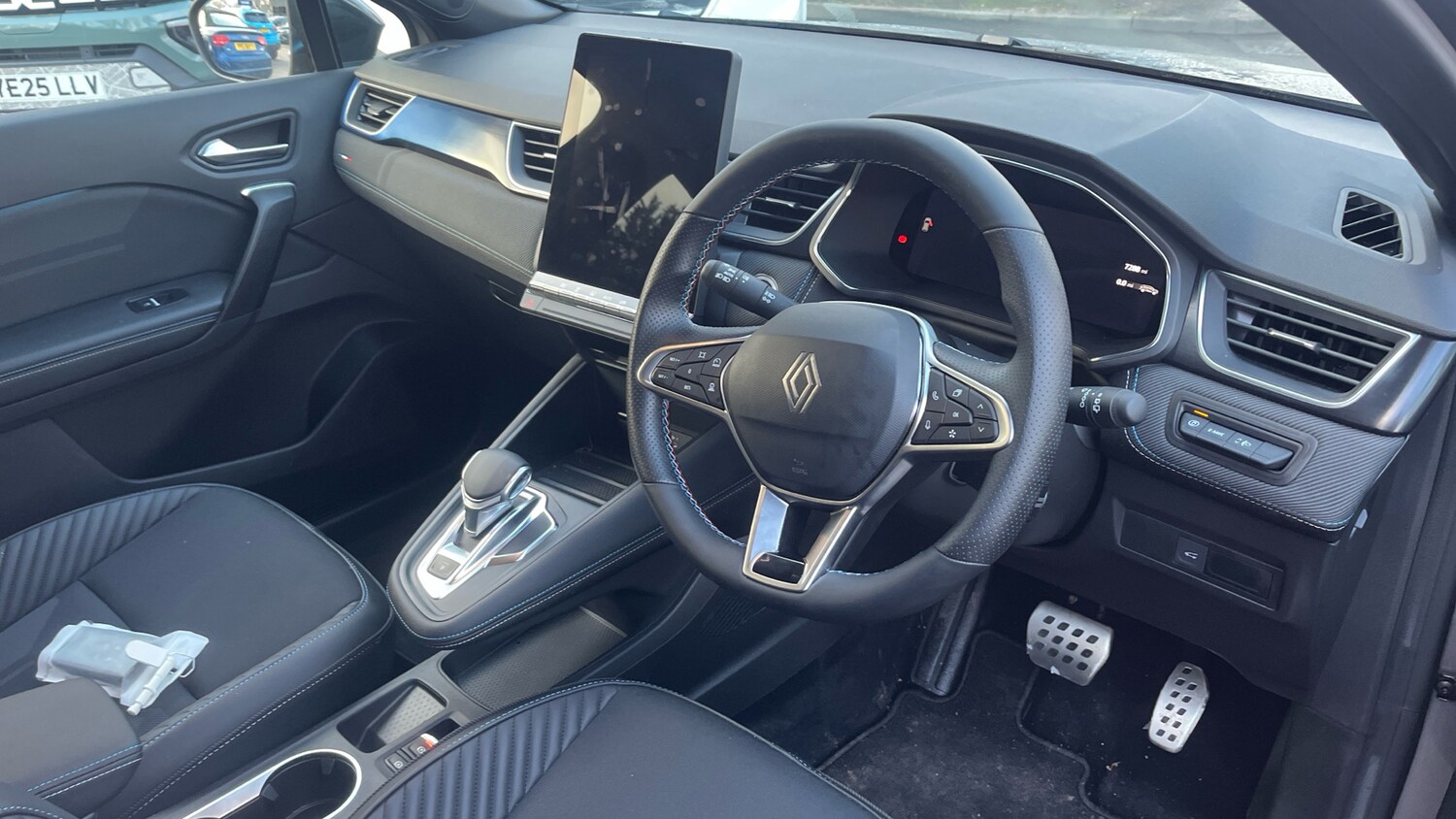 Used Renault Other 2024 for sale - 77353443: Photo 11