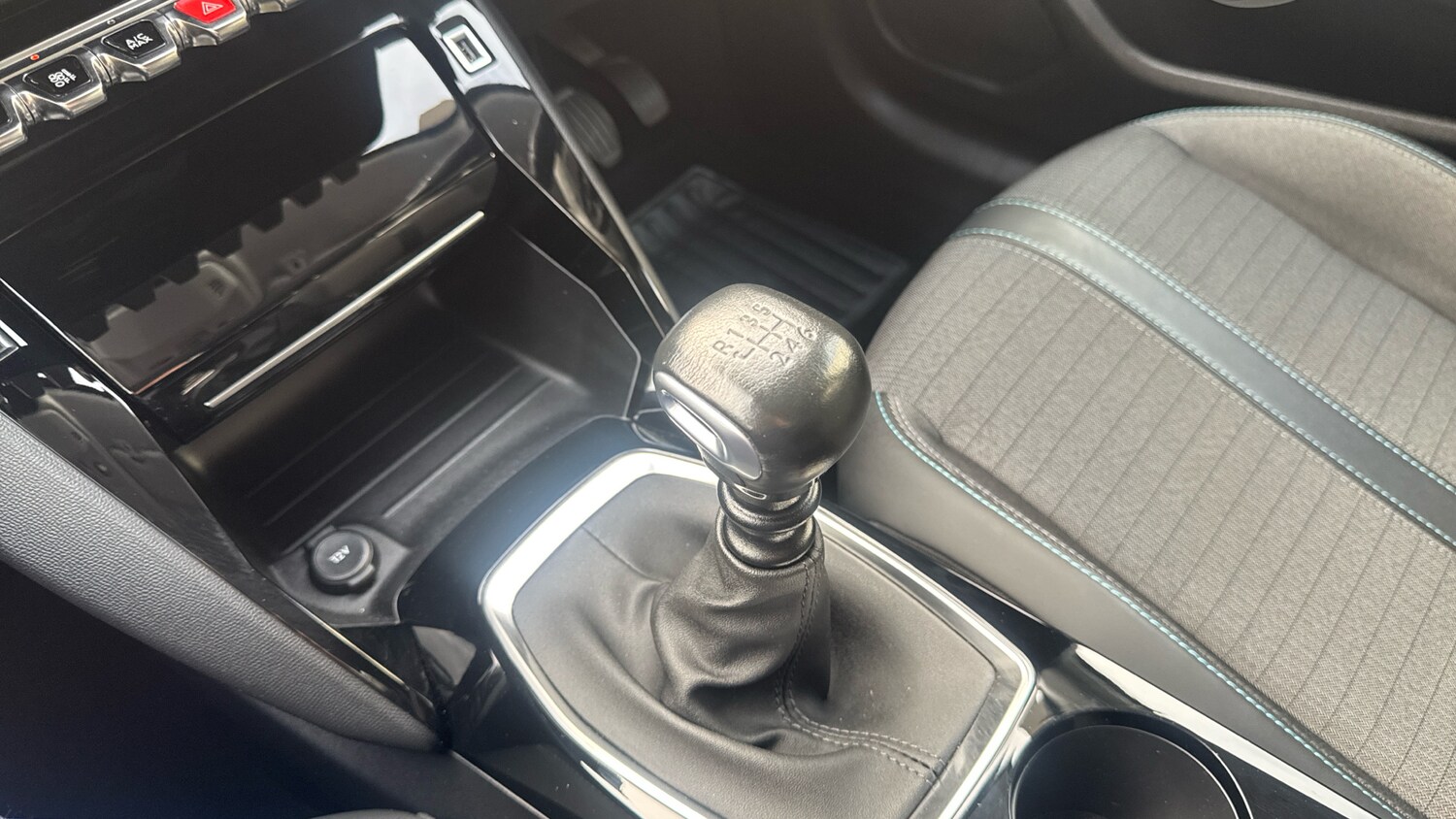 Used Peugeot 208 2022 for sale - 76089970: Photo 13