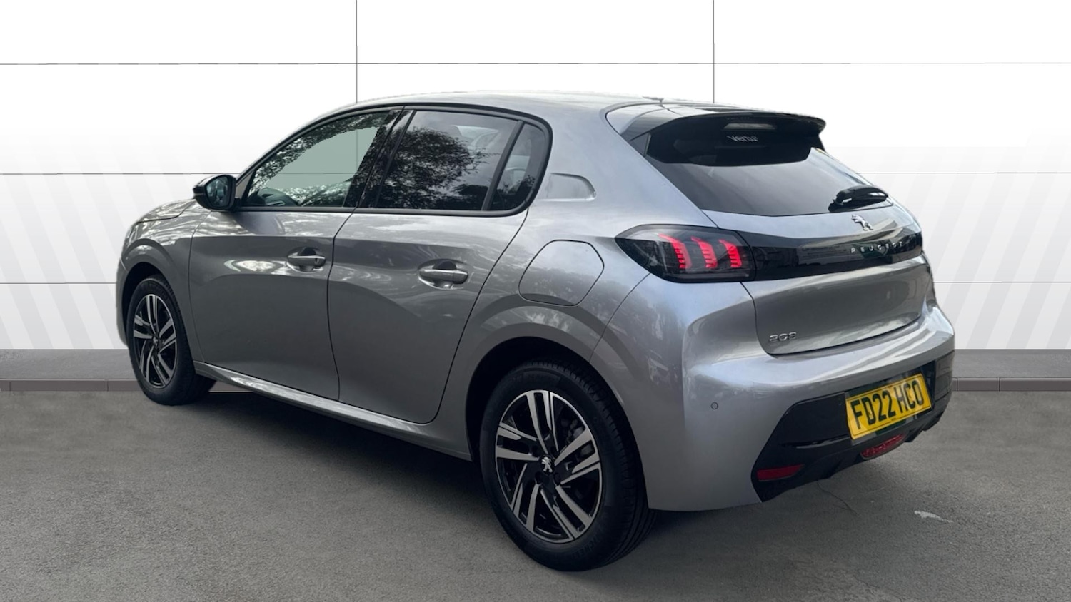 Used Peugeot 208 2022 for sale - 76089970: Photo 2